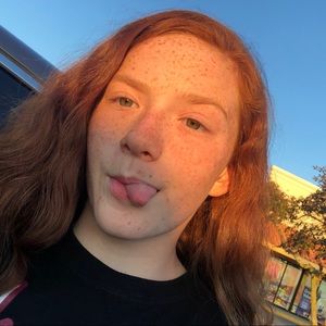 Meet your Posher, Kenzie